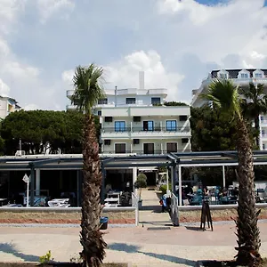 https://okej-hotel.albaniahotels.org